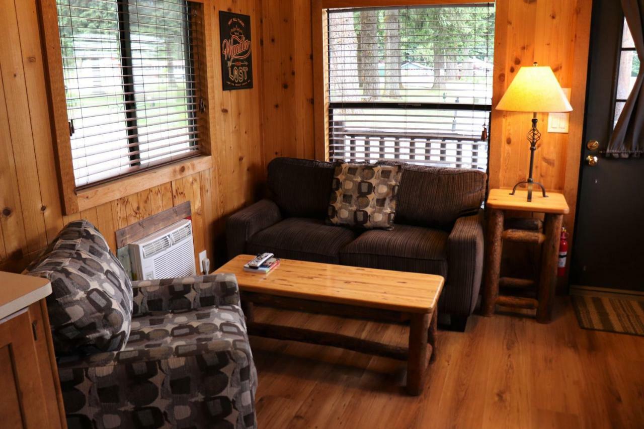Lone Fir Resort Cougar Exterior photo